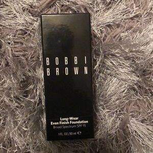 Bobbi Brown long wear even finish skin foundation